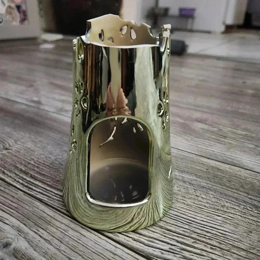 NWT CANDLE HOLDER